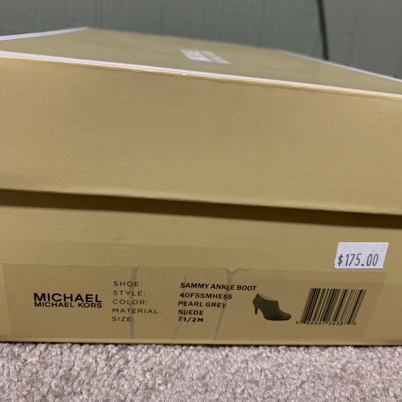 Michael Kors booties - Picture 5 of 5